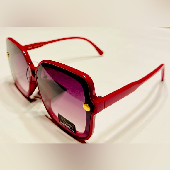 Women’s Giselle sunglasses - Picture 1 of 2